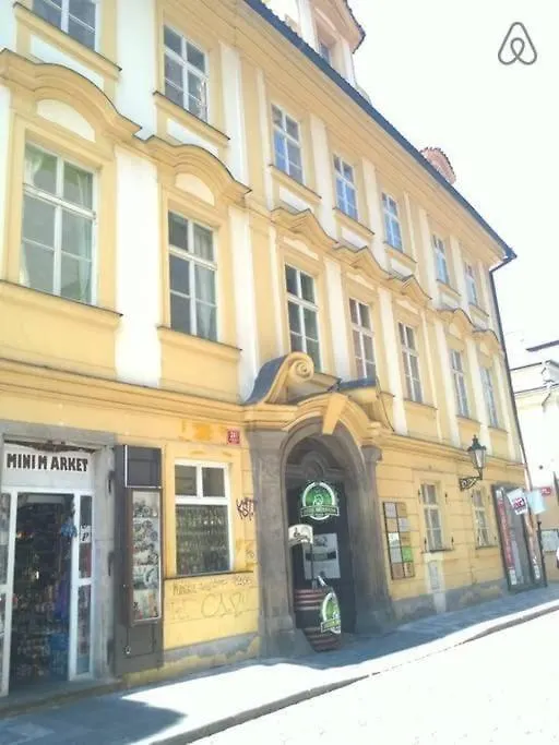 公寓 Charles Bridge, Old Town3 Min Walk Private Room A 布拉格