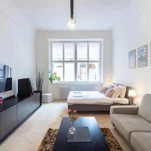 Appartement Luxury On Old Town Square, Praag